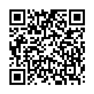 好似黑影没能在第一时间内将白发老者解决二维码生成