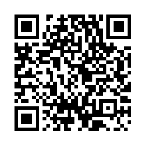 好像够不到……陈三爷接过梁冠自己戴上二维码生成