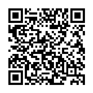 好像才想起叶明静以前跟方灵颖可是伪装过同性恋的二维码生成