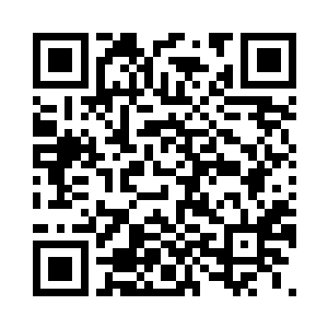 好几个被鸡蛋砸得鼻青脸肿的记者们二维码生成