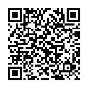 好在他很快就从刘雨薇的随身小提包中找到了钥匙二维码生成