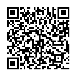 好在实验台上那个半球形的玻璃罩应该是防爆的钢化玻璃制作的二维码生成