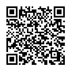 如一条玉带在那片宅院的一间间屋子之中绕了几绕二维码生成