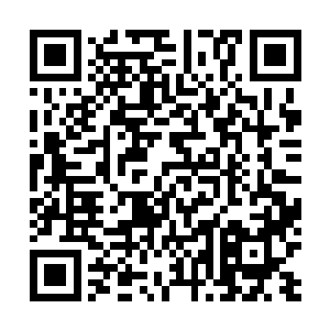 如冰山般冰冷的声音竟然让旁边的李耀都不禁打了个寒颤二维码生成