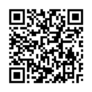 如同一条蜿蜒的巨大冰龙在旋转着二维码生成