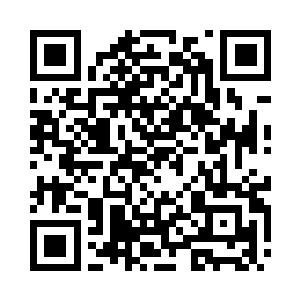 如同抓住最后一根救命稻草死死握着锦盒二维码生成