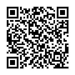 如同禽兽一般上下其手地蹂躏着她那美好的身体……二维码生成