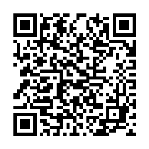 如果在乱石山附近还能遇到几个凭空冒出来的传奇二维码生成