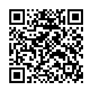 如果家里有朱砂的话我就再给表婶做个护身符二维码生成