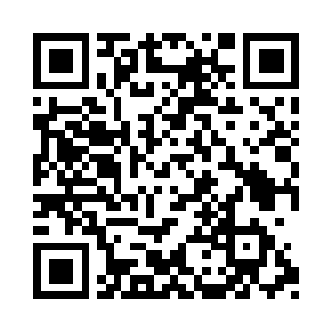 如果眼前的这个修士让自己炼制一个上品法器二维码生成