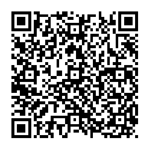 如果自己亲自派小弟去向他示救以老大仗义的性格一定会在第一时间带领兄弟们过来的二维码生成