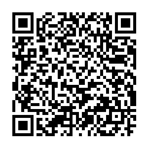 如果说在担任秘书科长和县委常委甚至副书记时还需要自己予以扶持关照外二维码生成