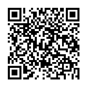 如果说早些年的时候偶尔来能挑出几个出挑的男子的话二维码生成