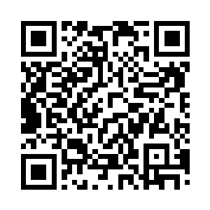 如此才有一名年过五旬的老者走出人群二维码生成