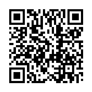 姓柳的美女淡淡的看了一眼台下的柳逸尘二维码生成