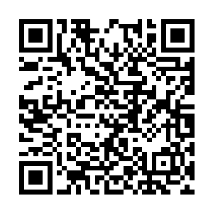 姚湘看见一个让她浑身微微发抖的人正在缓缓走来二维码生成