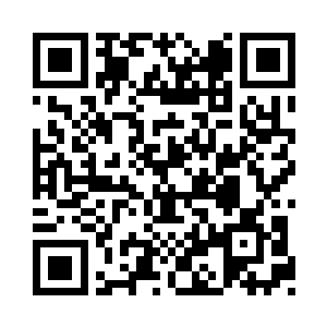 威廉姆斯走了上前亲热地给了雨果一个拥抱二维码生成