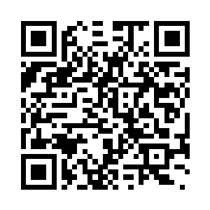 娴熟的用小刀在中间划了个方格子二维码生成