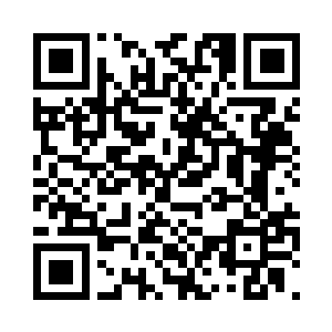 孙子轩一个瞬间移动站在了水晶棺边二维码生成