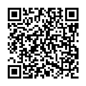 孙子轩感觉到自己的裤子被从上方喷涌出来的液体湿了一片二维码生成