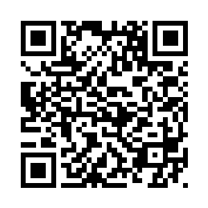 孟南抬眼瞥了瘦猴一般的青年一眼二维码生成