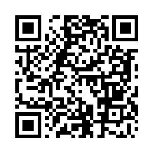 孟奇躲在一块像是长满人脸的漆黑巨石后二维码生成