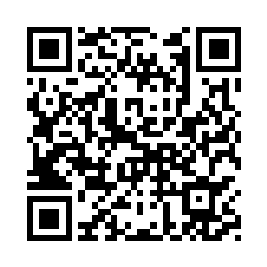 孟瑶做了一个恶狠狠的表情和动作二维码生成