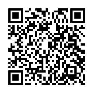 季疏云一想起那天看到的和自己穿着一样的妓子二维码生成