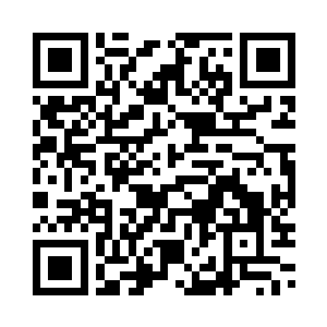 学校里有了更多的喜欢踢球的孩子二维码生成