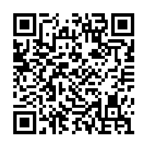 宁灵雨突然看到了凌云下巴和前襟上大块的血迹二维码生成