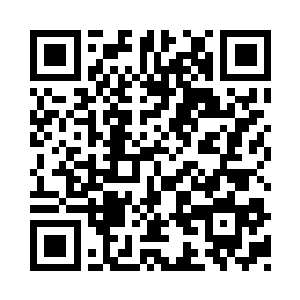 它便是从五丈外的天空中痉挛着摔落在地上二维码生成