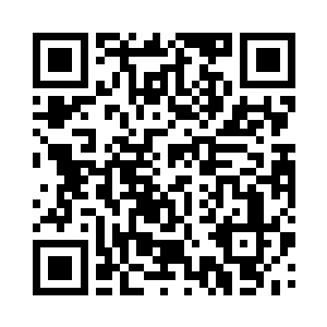 安德丽娜给三人安排了靠湖的独家庄园二维码生成