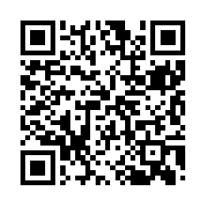 安隽煌从酒柜里拿了一瓶89年的赤霞珠二维码生成