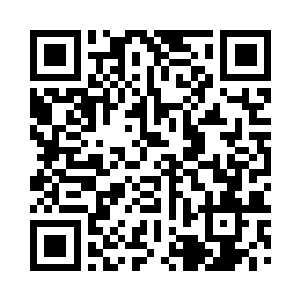 宋基范和下面的人员打好招呼再次回到训练室二维码生成