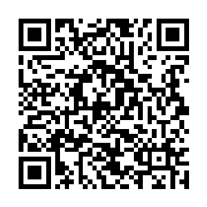 完全可以利用白纸折叠出一个特殊的空间来携带人二维码生成