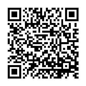 完全是倾盆大雨把她淋个透心……自己的丑态就这么被人看到了二维码生成