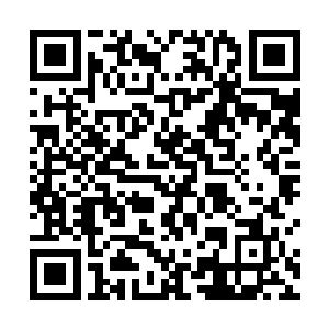 实际上他在这里陪着自己的时间远比和巩洪臣的时间长二维码生成
