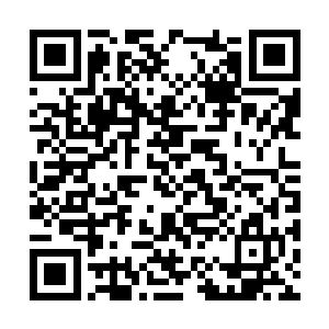 实际上是沉入一缕神识进入紫烟空间在等待着阵一二维码生成