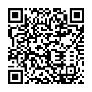 实际上自己和几个女人的生活都处于一种复杂的交织状态二维码生成