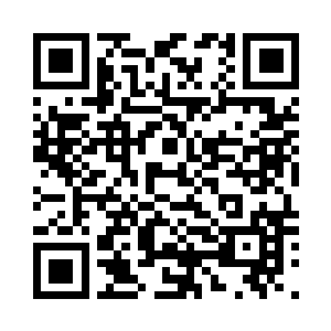 宠爱的抚摸了一下小乞丐的脑袋之后二维码生成