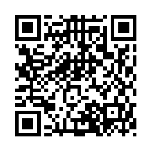 客厅里的水晶大吊灯哗啦啦晃动起来二维码生成