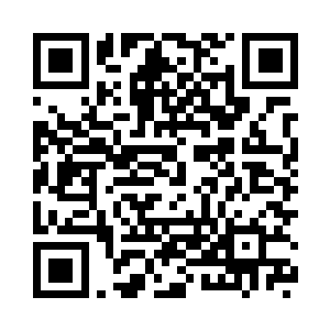 宽敞的豪宅饭厅里满是早餐的香气二维码生成