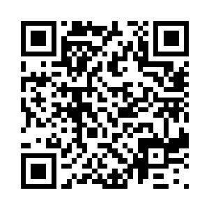 密密麻麻的华阳宗弟子御剑飞行在空中二维码生成