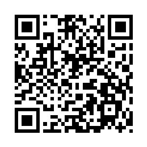 寒林抱着一只烤鸡吃的恶形恶相笑而不语二维码生成