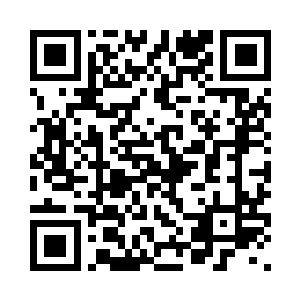 对哥哥藐视的眼神表现出不屑一顾二维码生成