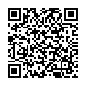 对坐在床上的这个红果果的女人确实没什么抵抗力了二维码生成