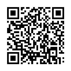 对方会毫不犹豫地上前进行一个吻手礼二维码生成