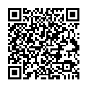 对方在穿上一套精心打扮的晚礼服以及自己所送出的璀璨之星后二维码生成