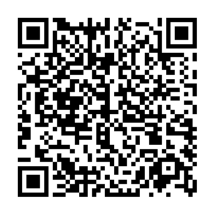 对方是不可能容忍自己从容地在这里利用他们舰上的武器去攻击自己的战舰的二维码生成