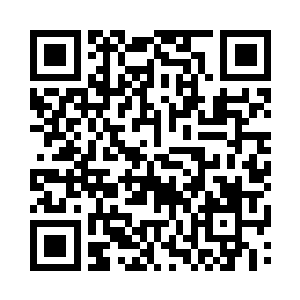 对着一个连名字都不知道的父母墓碑在讲话二维码生成